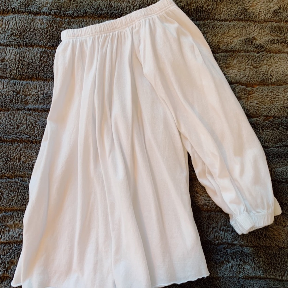 UO Off the Shoulder Top⚡️Size S